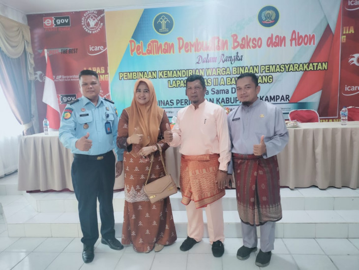 PELATIHAN PEMBUATAN BAKSO DAN ABON IKAN PADA WARGA BINAAN PEMASYARAKATAN LAPAS KELAS II A BANGKINANG