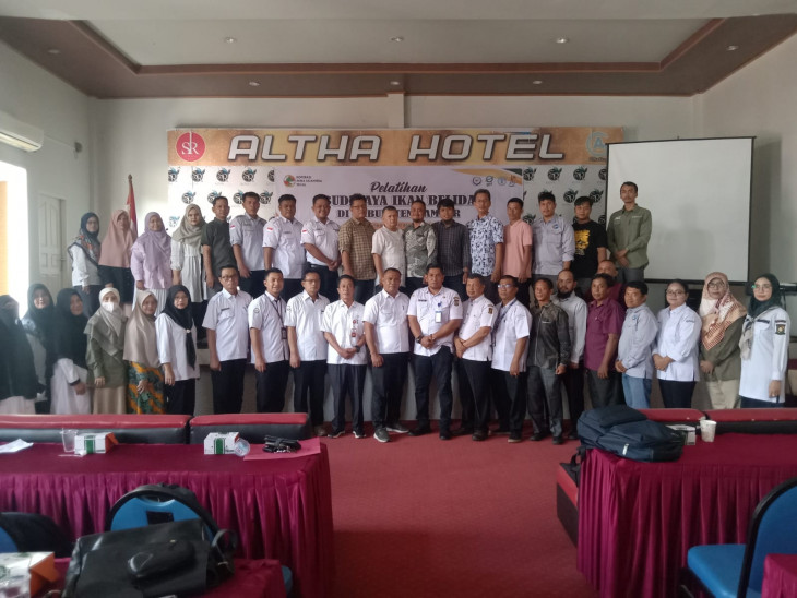 Kembangkan Ikan Belida, Dinas Perikanan Kabupaten Kampar Bersama KKP - RI Lakukan Pelatihan.